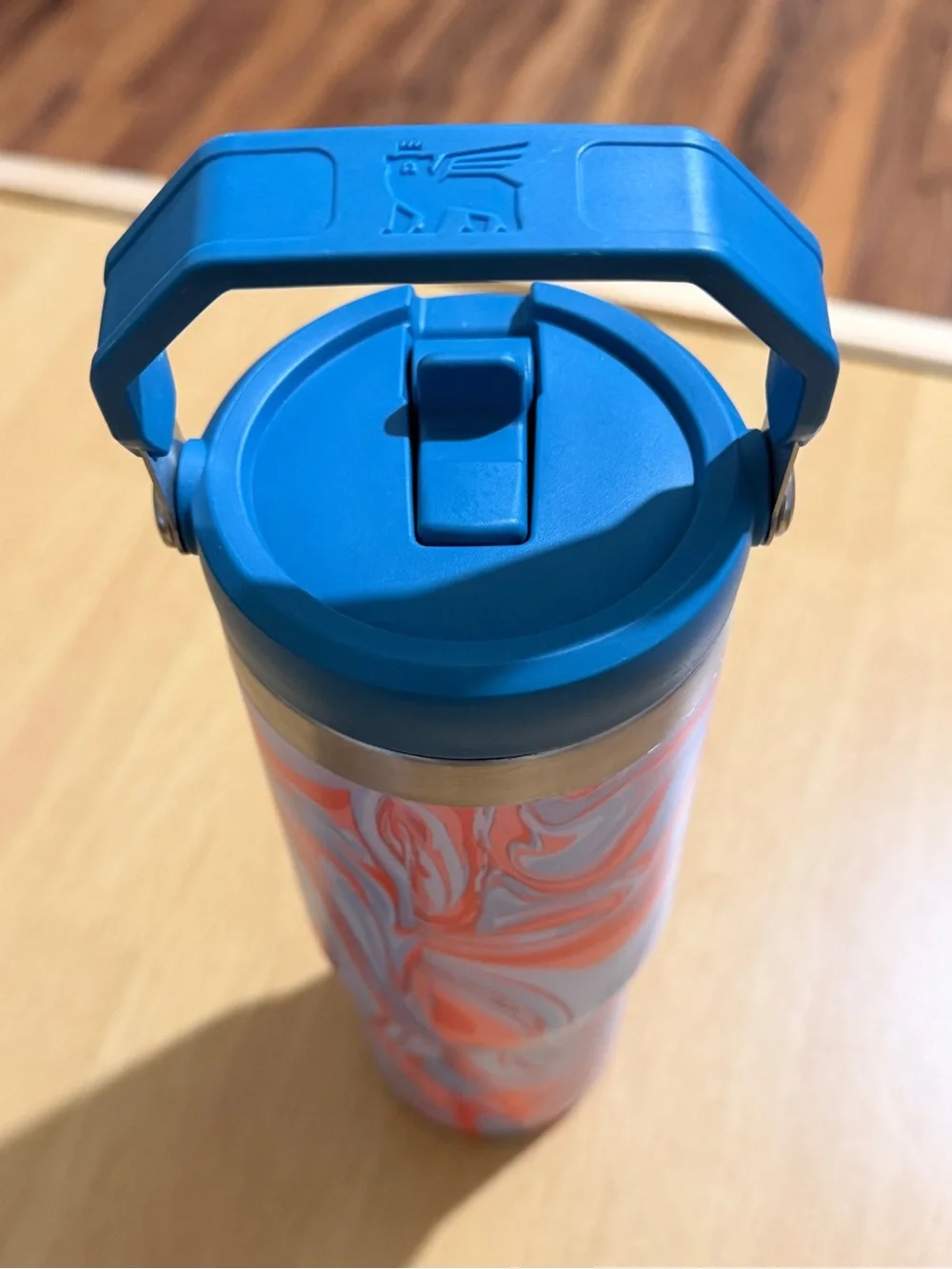 Stanley Swirl Travel Tumbler - Coral & Blue - Picture 5 of 8